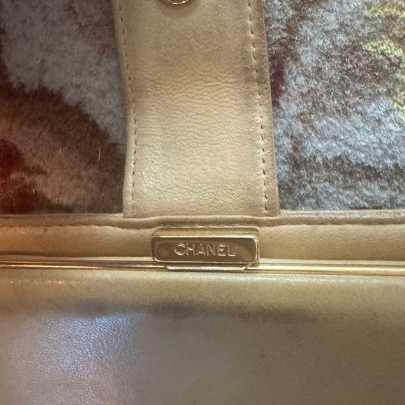 🍁SOLD🍁Chanel Caviar Beige Timeless Wallet - Picture 7 of 12